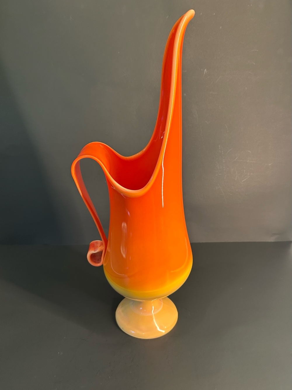 LE Smith Bittersweet Ewer Pitcher 17.5” MCM